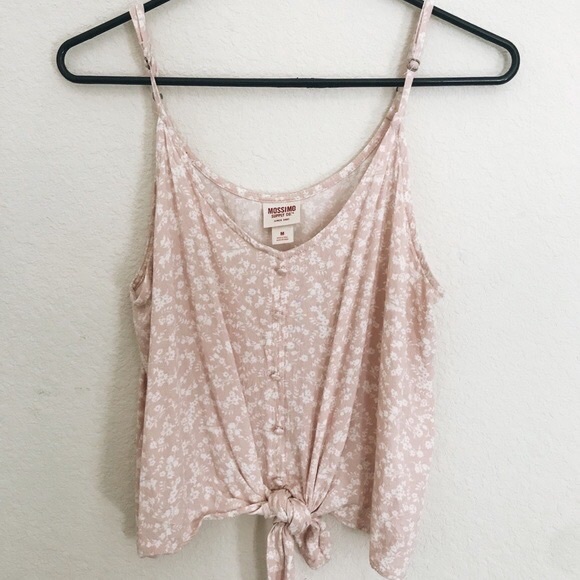 🎉Host Pick🎉 Mossimo Tank Top - Picture 2 of 4